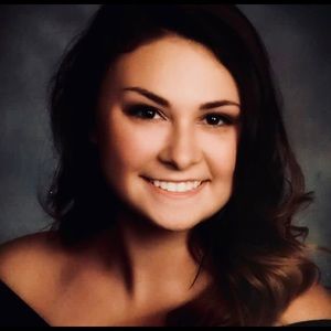 Meet your Posher, Breanna